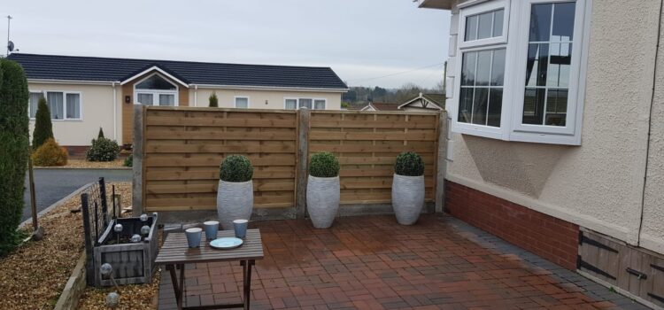 garden fencing droitwich