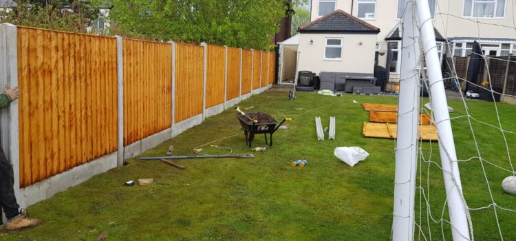 Fence Panel Replacements in Redditch
