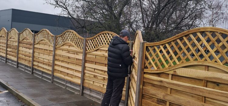 Garden Fencing Dudley