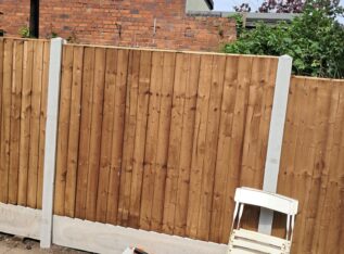 Fencing Contractor in Kingswinford
